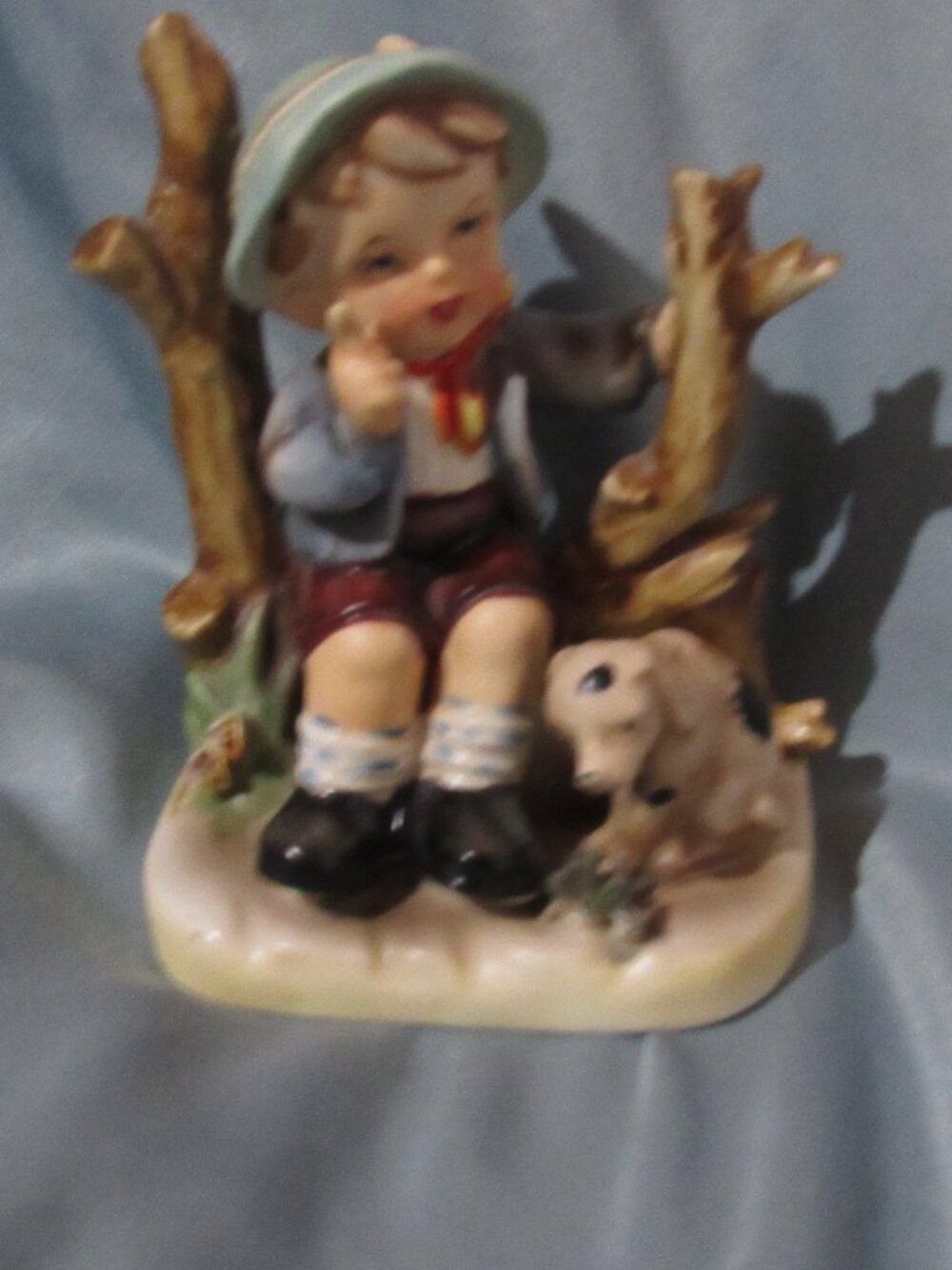 VTG Erick Stauffer ARNART Japan Boy and His Puppy, 8057 Figurine 4.5” H Y730